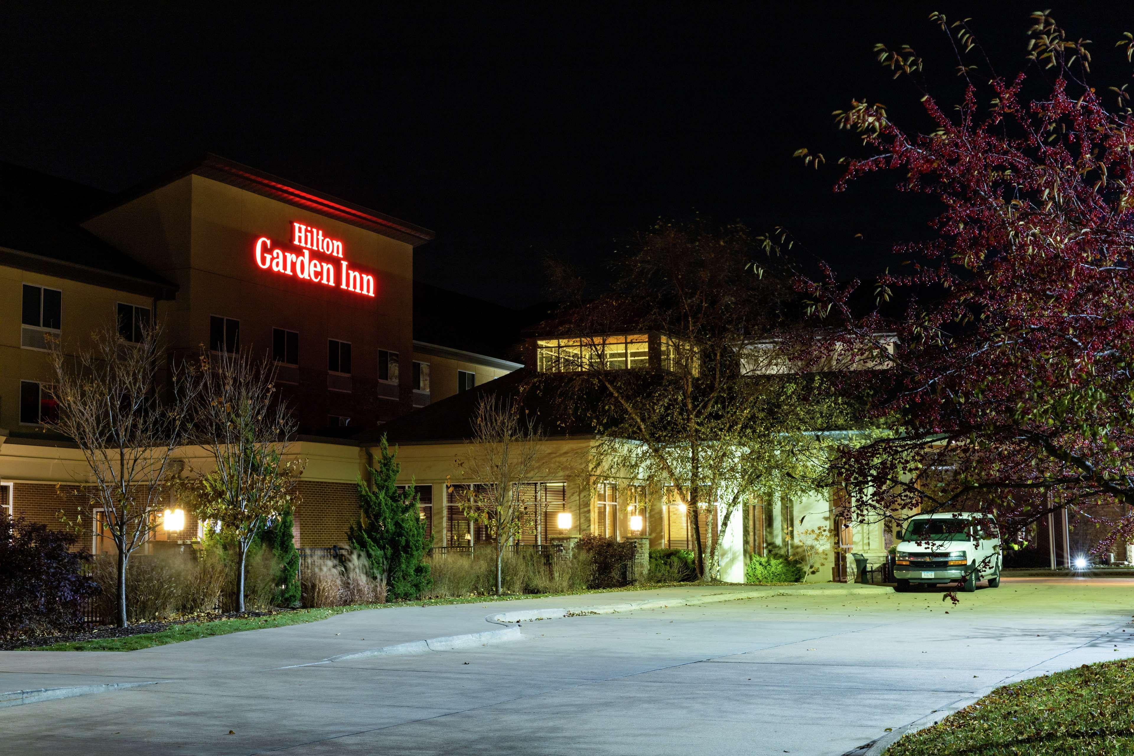 Hilton Garden Inn West Des Moines Ngoại thất bức ảnh