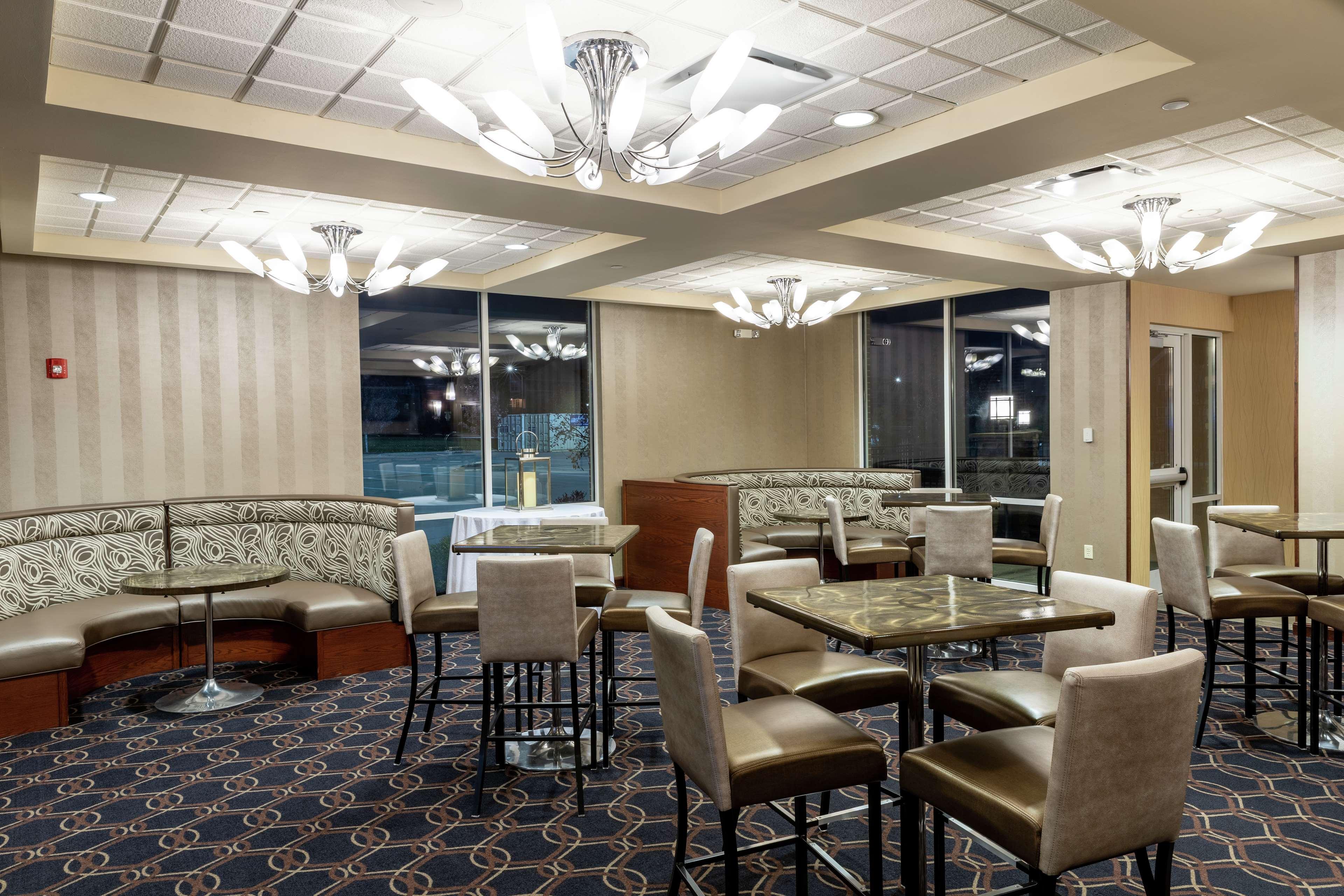 Hilton Garden Inn West Des Moines Ngoại thất bức ảnh