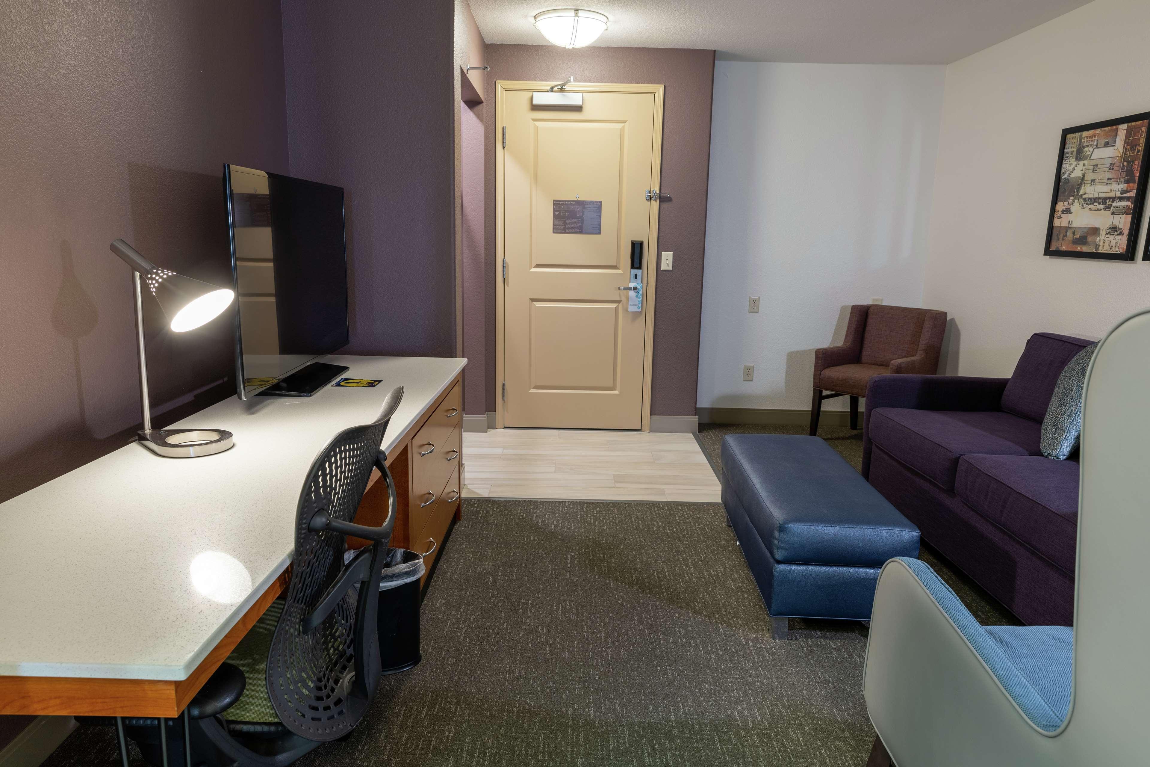 Hilton Garden Inn West Des Moines Ngoại thất bức ảnh