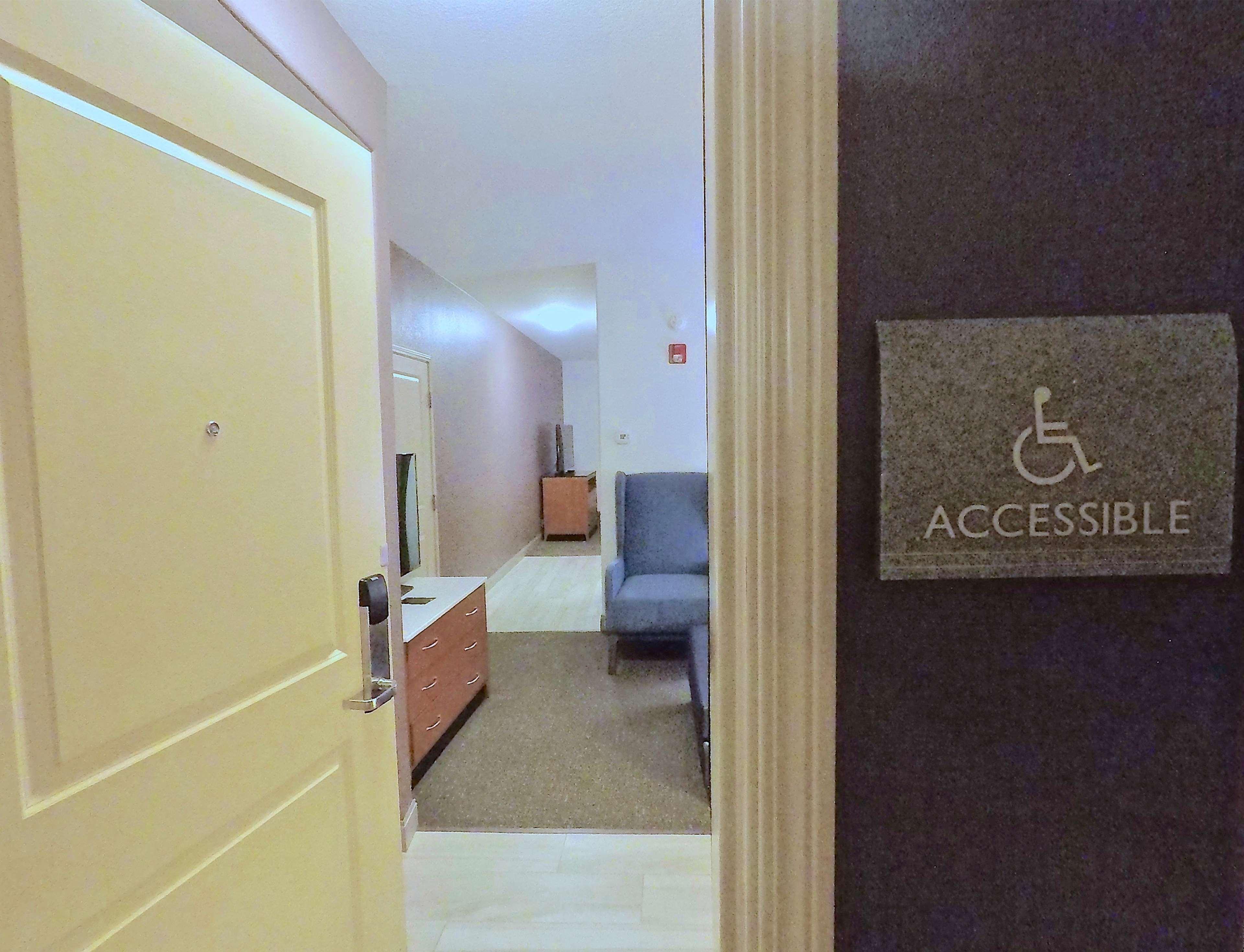 Hilton Garden Inn West Des Moines Ngoại thất bức ảnh
