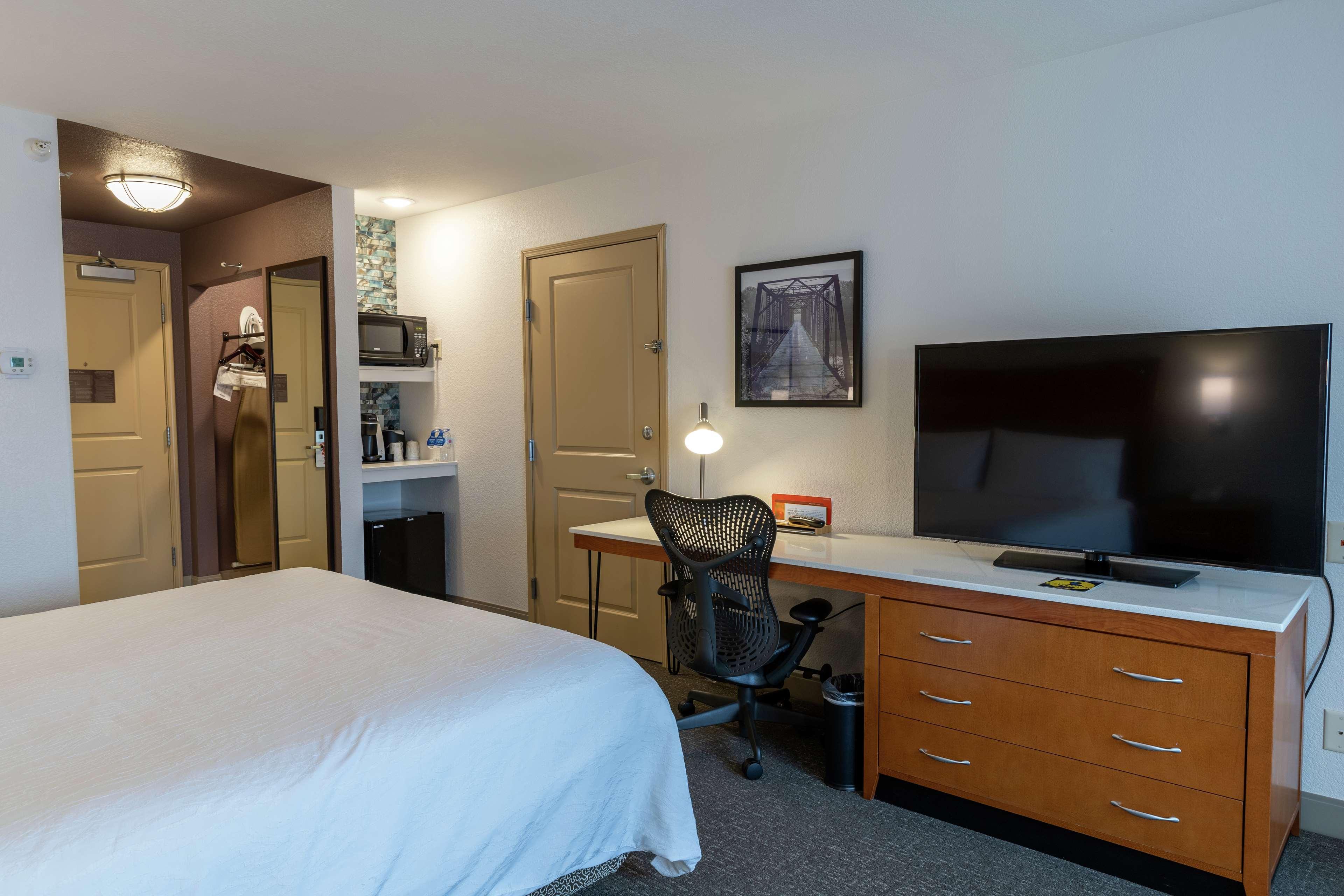 Hilton Garden Inn West Des Moines Ngoại thất bức ảnh