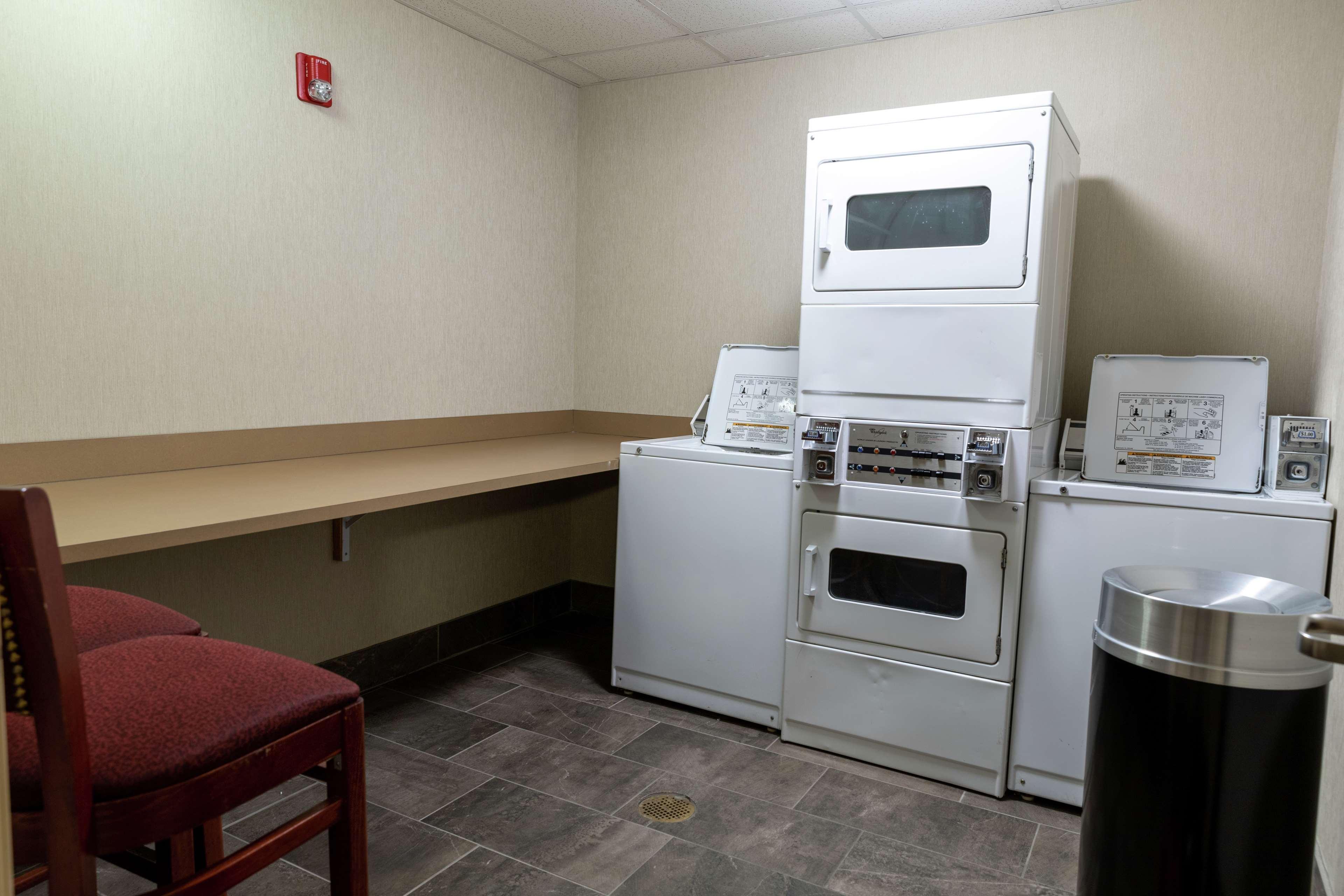 Hilton Garden Inn West Des Moines Ngoại thất bức ảnh